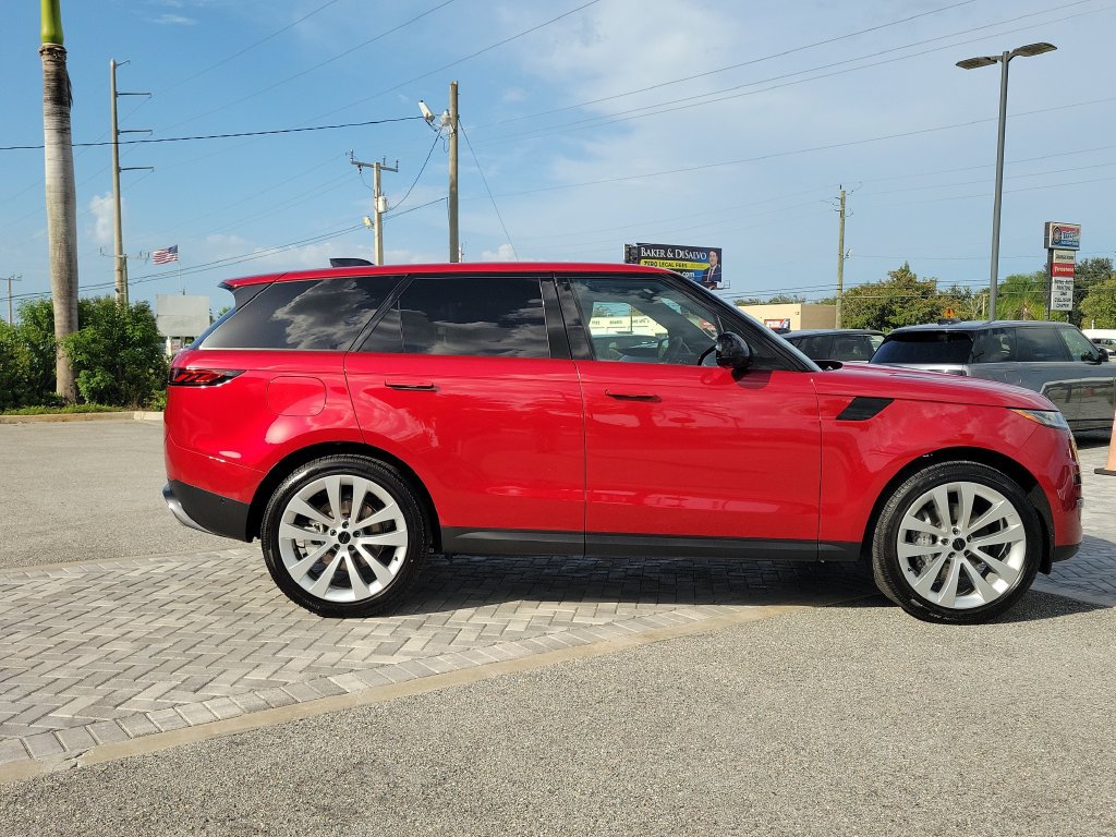 New 2027 Land Rover Range Rover Sport SE AWD/4WD image 6