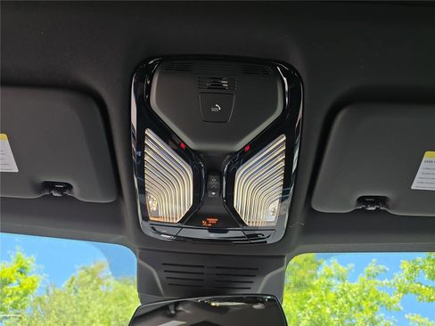 New 2026 BMW X5 xDrive50e w/ M Sport Package AWD/4WD image 25