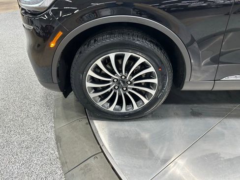 Certified 2023 Lincoln Aviator AWD w/ Premium Package image 35