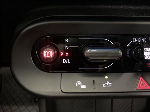 Certified 2025 MINI Cooper S image 26