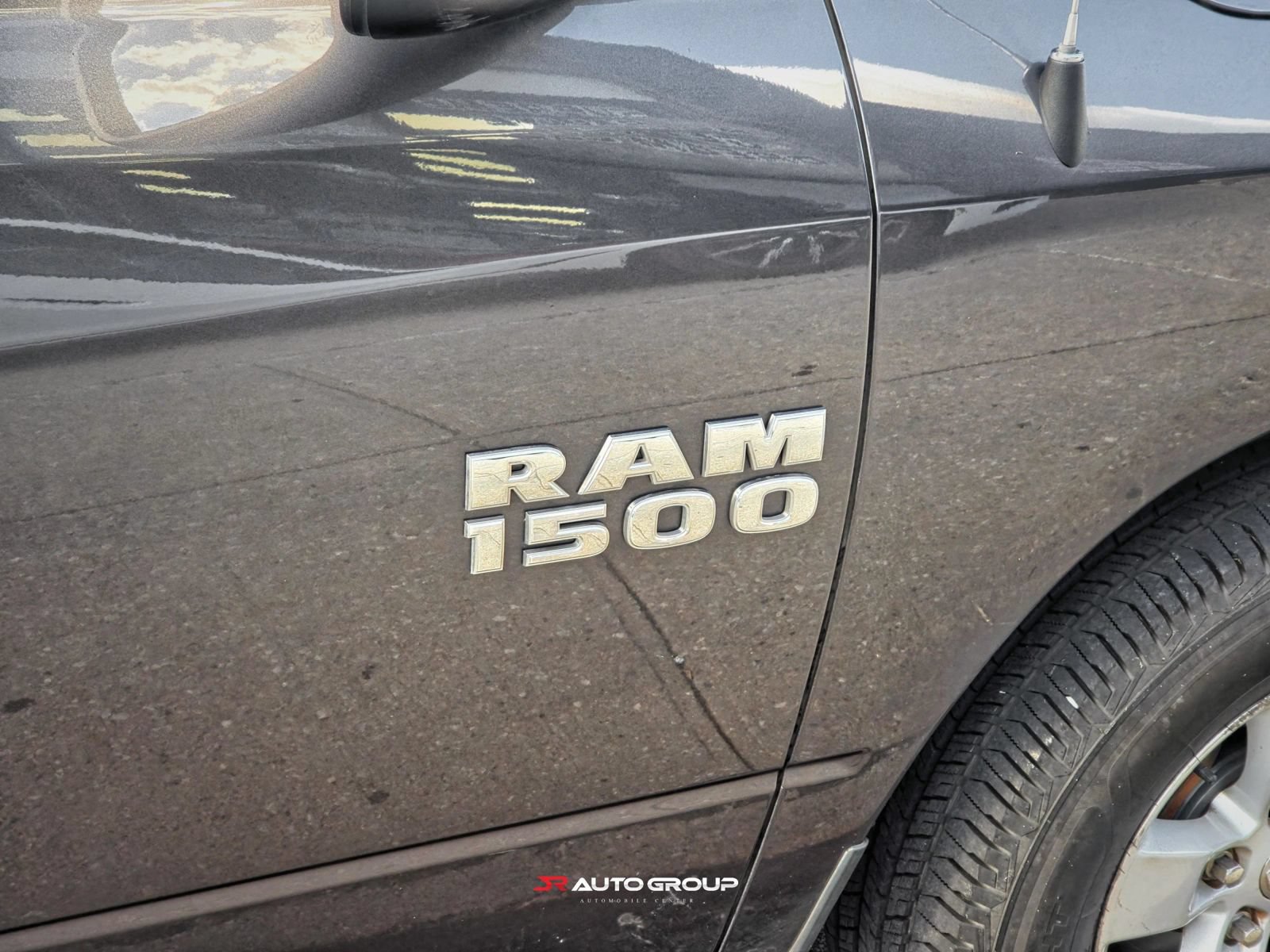 Used 2016 RAM 1500 Express RWD image 15
