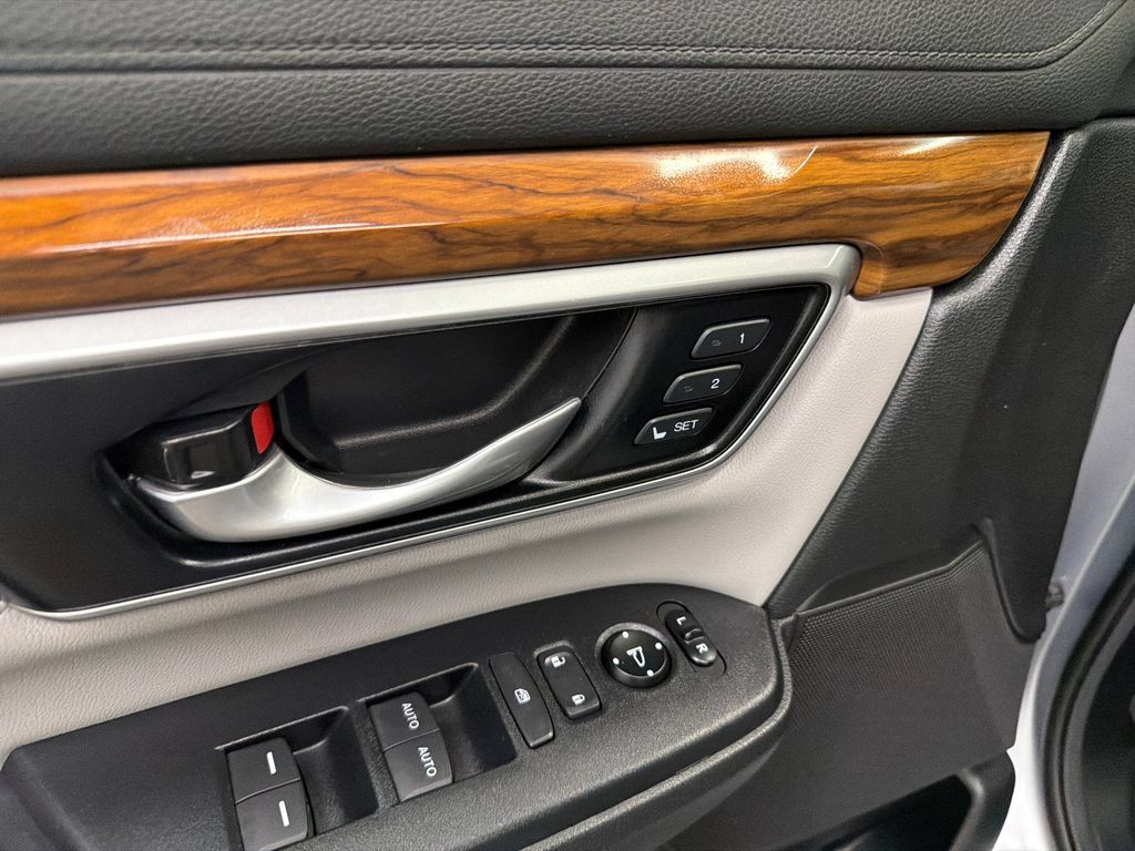 Used 2022 Honda CR-V EX-L image 12
