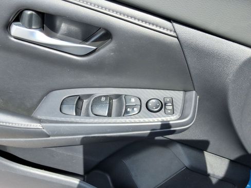 Used 2022 Nissan Sentra SV FWD image 21