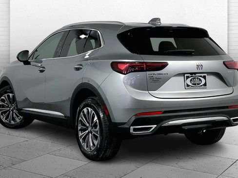 Used 2025 Buick Envision Preferred image 11