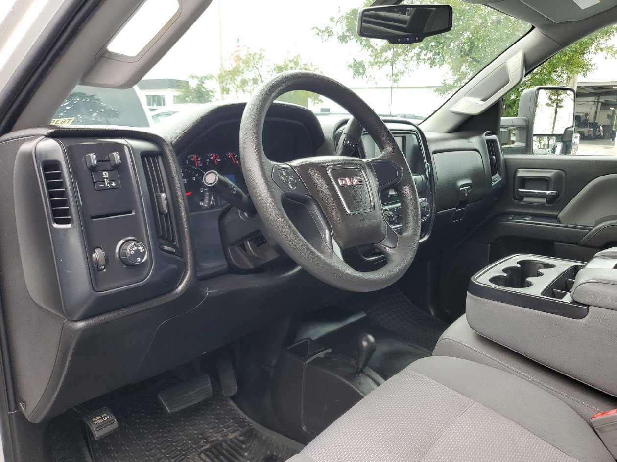 Used 2019 GMC Sierra 2500 4x4 Double Cab w/ Sierra Convenience Package image 18