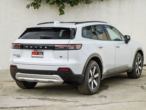 New 2026 Honda Prologue Touring image 4