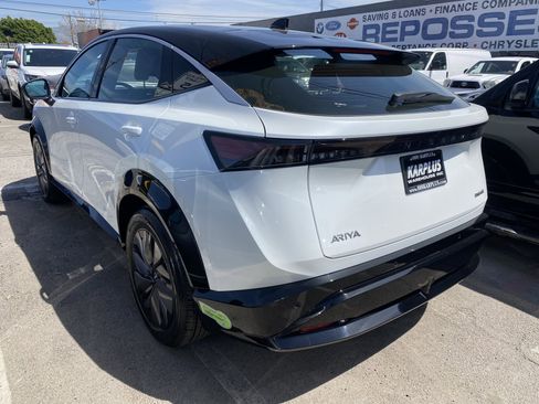 Used 2023 Nissan Ariya FWD image 8