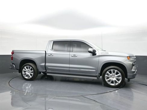 New 2026 Chevrolet Silverado 1500 High Country AWD/4WD image 19