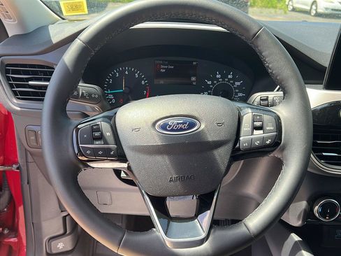 Used 2022 Ford Escape SE w/ Convenience Package AWD/4WD image 9