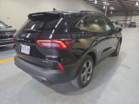 Used 2025 Ford Escape ST-Line AWD/4WD image 9