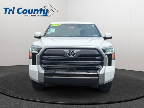 Certified 2026 Toyota Tundra Limited AWD/4WD image 2