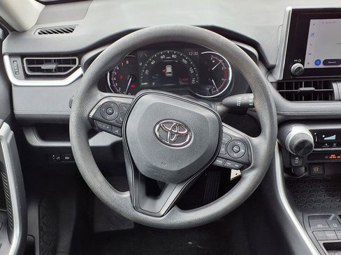 Used 2023 Toyota RAV4 LE FWD image 20
