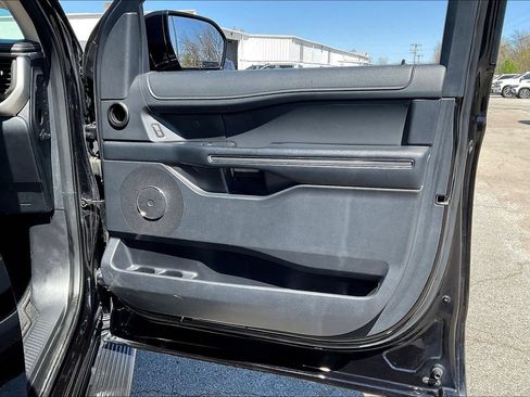 Used 2024 Ford Expedition Max XLT AWD/4WD image 20