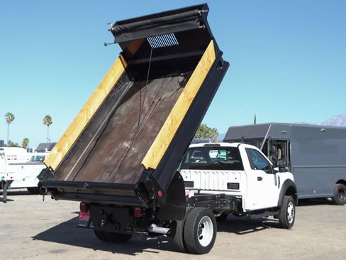 Used 2020 Ford F550 4x4 Regular Cab Super Duty image 9