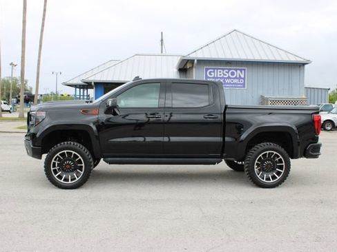 Used 2023 GMC Sierra 1500 AT4 w/ AT4 Premium Package image 6