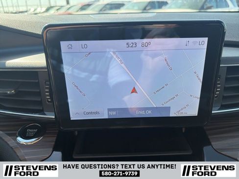 Used 2022 Ford Explorer Limited w/ Equipment Group 301A AWD/4WD image 27