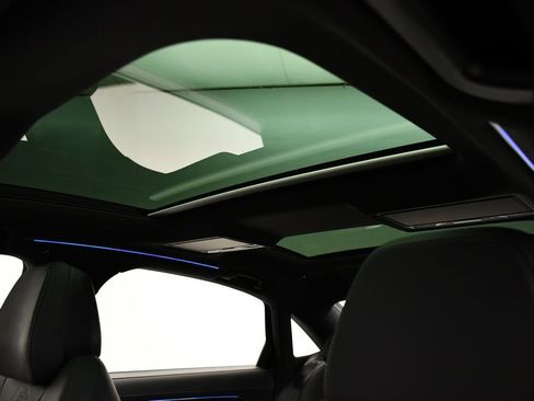 Used 2025 Audi S8 image 16