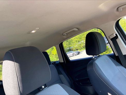 Used 2017 Ford Escape SE FWD image 22