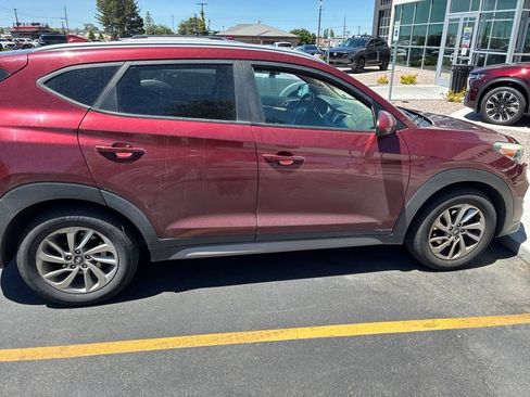 Used 2018 Hyundai Tucson SEL AWD/4WD image 9