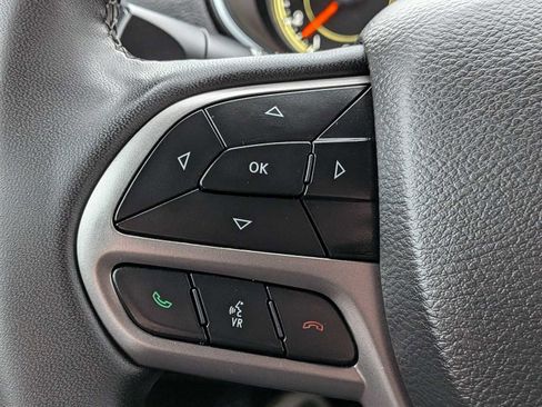 Used 2022 Jeep Cherokee Latitude Lux image 24