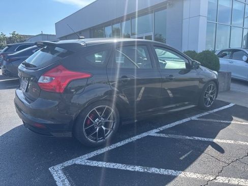 Used 2014 Ford Focus ST w/ Equipment Group 201A FWD image 3