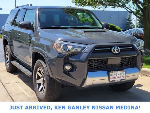 Used 2024 Toyota 4Runner TRD Off-Road AWD/4WD image 1