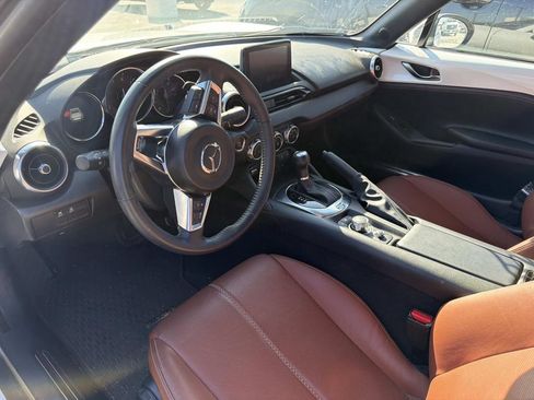 Used 2022 MAZDA MX-5 Miata RF Grand Touring w/ Weather Package RWD image 15