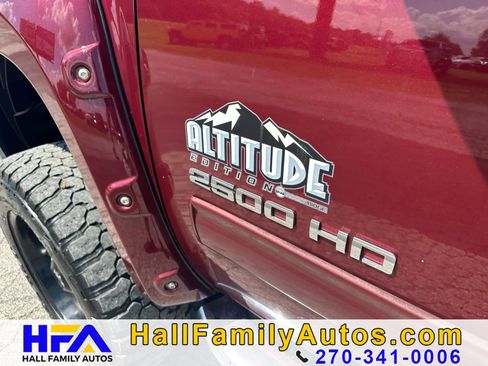 Used 2014 GMC Sierra 2500 SLE w/ SLE Preferred Package image 9