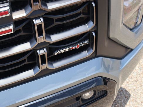Used 2024 GMC Canyon AT4X AWD/4WD image 12