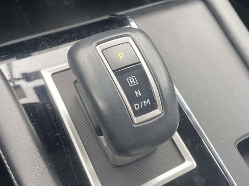 Used 2022 Mitsubishi Outlander SE image 23