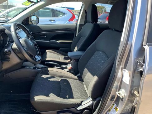 Used 2021 Mitsubishi Outlander Sport ES AWD/4WD image 16