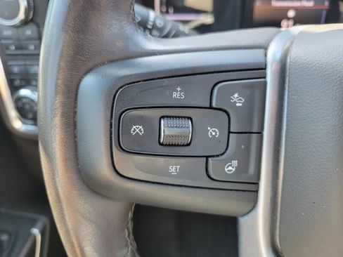 Used 2022 GMC Sierra 1500 SLT AWD/4WD image 18