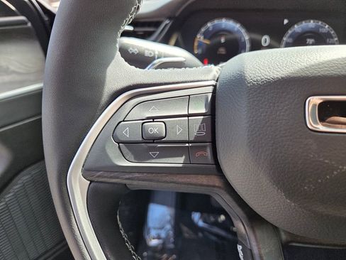New 2026 Jeep Grand Cherokee Altitude RWD image 17