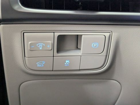 New 2026 Hyundai Tucson Limited FWD image 13