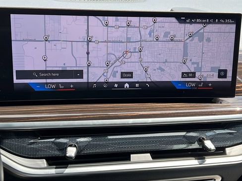 Used 2024 BMW X5 sDrive40i w/ Premium Package RWD image 18