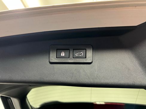 Used 2025 Subaru Outback Limited w/ Popular Package #2 image 33