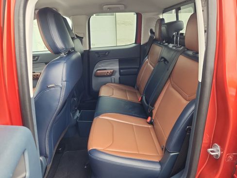 Used 2022 Ford Maverick Lariat w/ Lariat Luxury Package FWD image 32