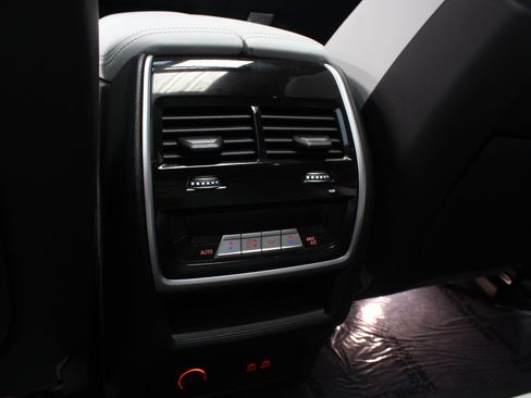 Used 2024 BMW X5 sDrive40i w/ Premium Package RWD image 41