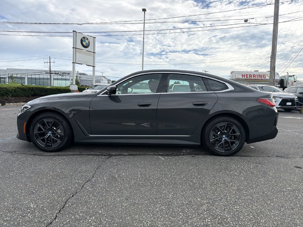 Used 2024 BMW i4 eDrive35 w/ Premium Package RWD image 11