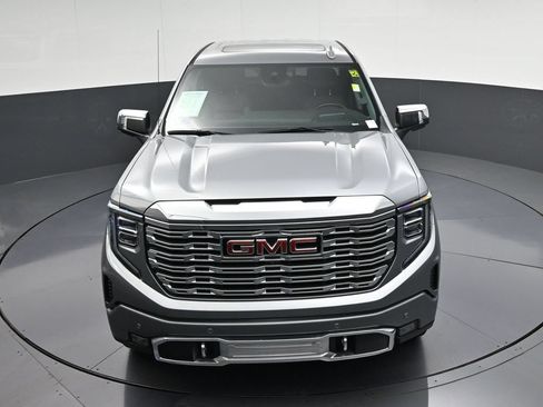 Used 2023 GMC Sierra 1500 Denali w/ Denali Reserve Package AWD/4WD image 22