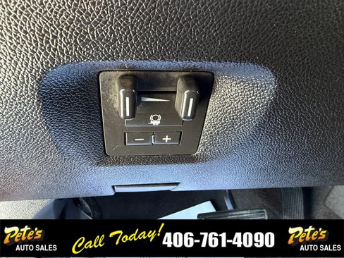 Used 2009 GMC Sierra 2500 SLE w/ Snow Plow Prep Package AWD/4WD image 21