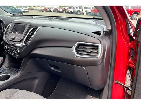 Used 2023 Chevrolet Equinox LT AWD/4WD image 18