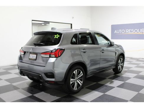 Used 2020 Mitsubishi Outlander Sport SE image 4