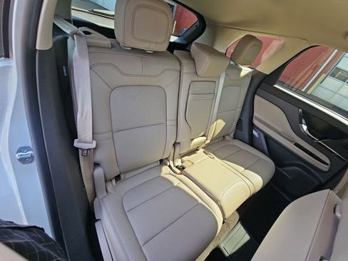 Used 2024 Lincoln Corsair AWD w/ Equipment Group 101A image 29