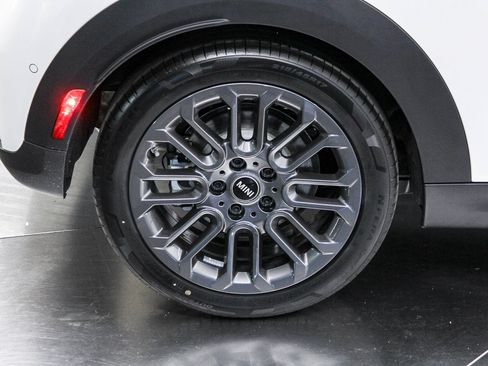 New 2026 MINI Cooper S image 8