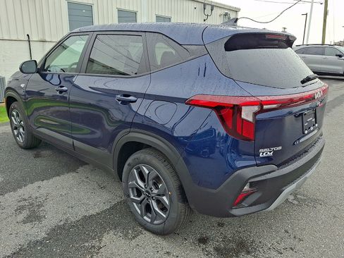 New 2026 Kia Seltos LX AWD/4WD image 4