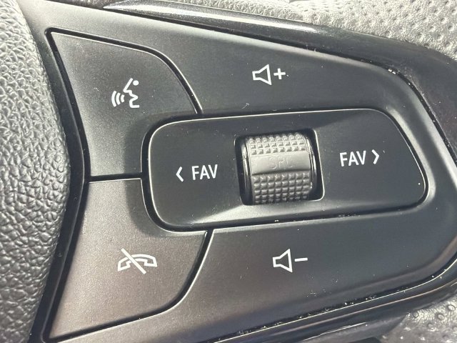 Used 2025 Chevrolet Trax LS FWD image 23