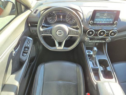 Used 2023 Nissan Sentra SR w/ SR Premium Package image 8