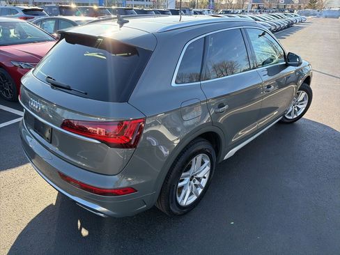Used 2023 Audi Q5 2.0T Premium w/ Convenience Package image 5