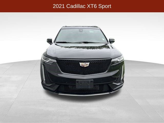 Used 2021 Cadillac XT6 Sport AWD/4WD image 2